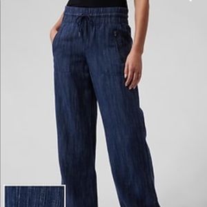 Athleta Cabo linen textured wide leg pant.